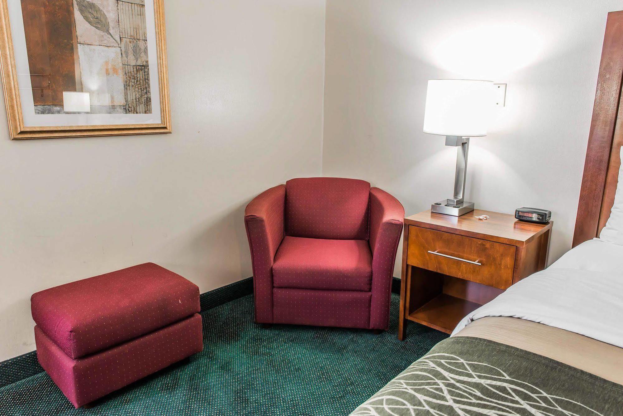 Quality Hotel Waynesburg